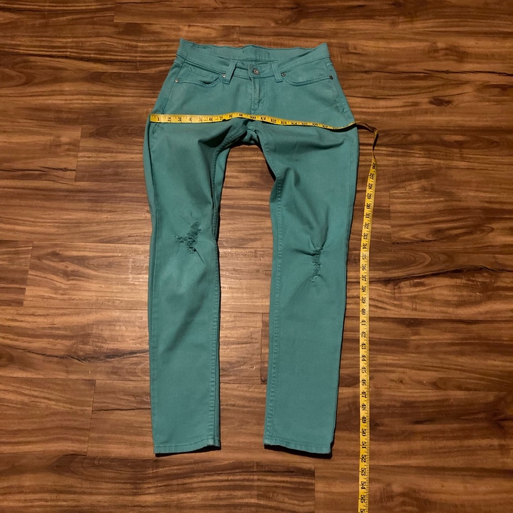 Woman’s Aqua Levi jeans, size 5 Medium.